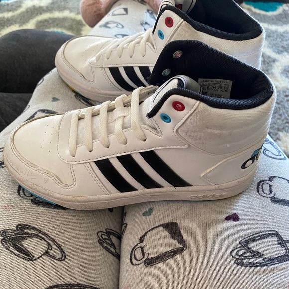 Special addition Youth Adidas high top Pokémon - Picture 3 of 5